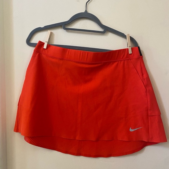Nike Golf Dri-FIT Skirt Women’s Medium Orange Performance Activewear - Picture 4 of 5